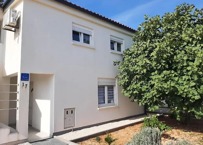 Bunaric Apartament