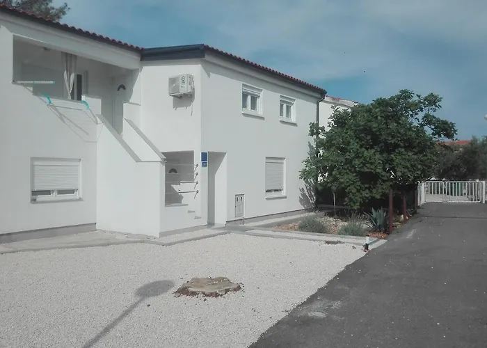 Apartamento Bunaric *