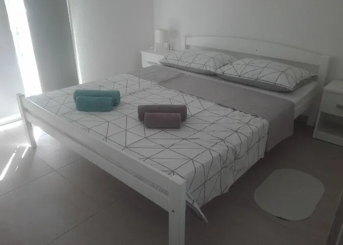 Bunaric Apartamento Vir